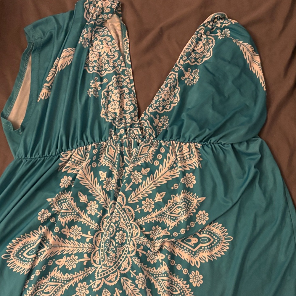 VENUS Teal Backless Dress with White Patterns